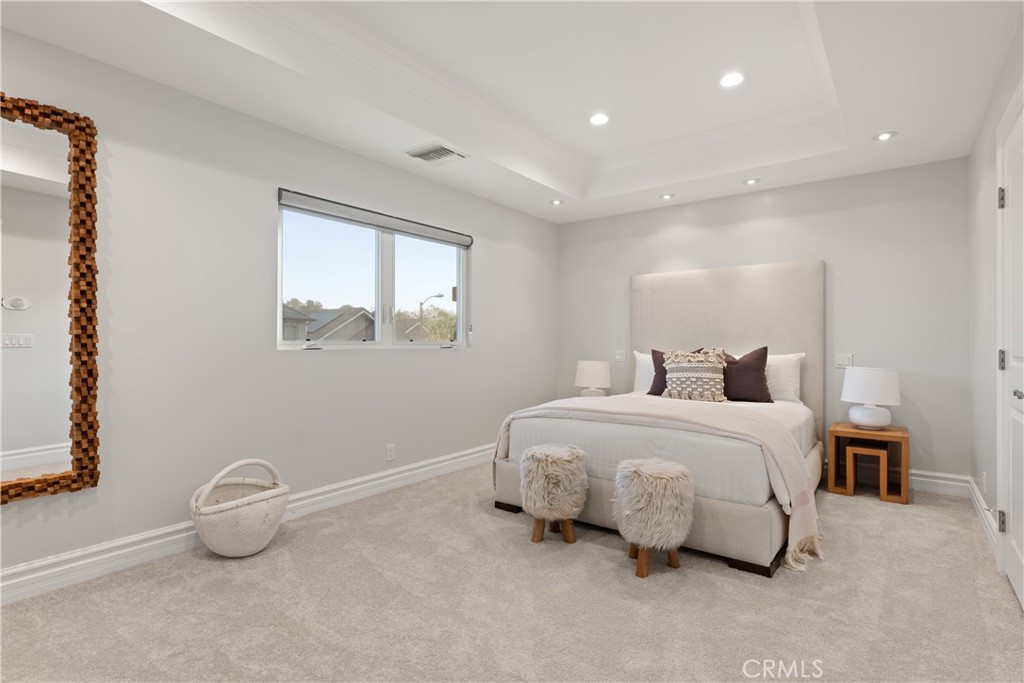 Westlake Island (711) - Residential Lease