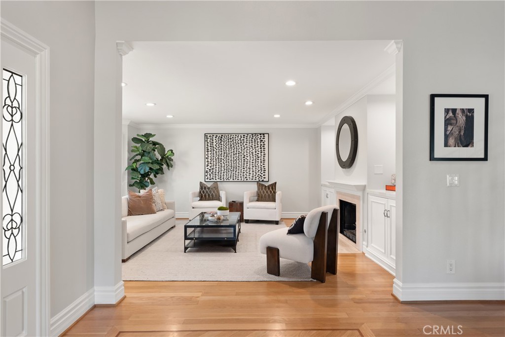 Westlake Island (711) - Residential Lease