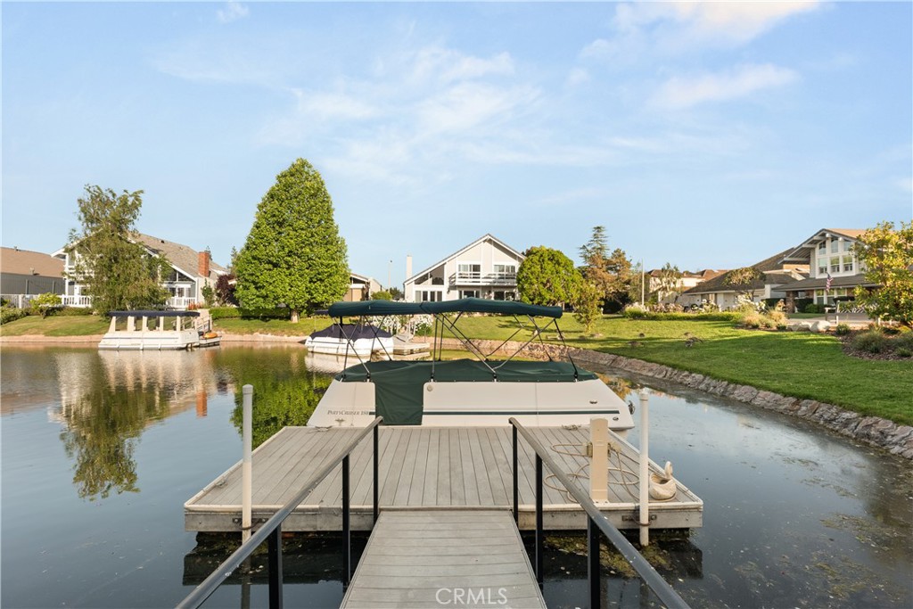 Westlake Island (711) - Residential Lease