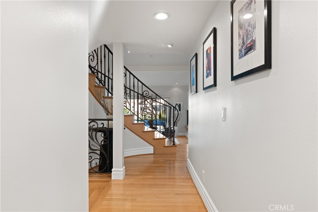 Westlake Island (711) - Residential Lease