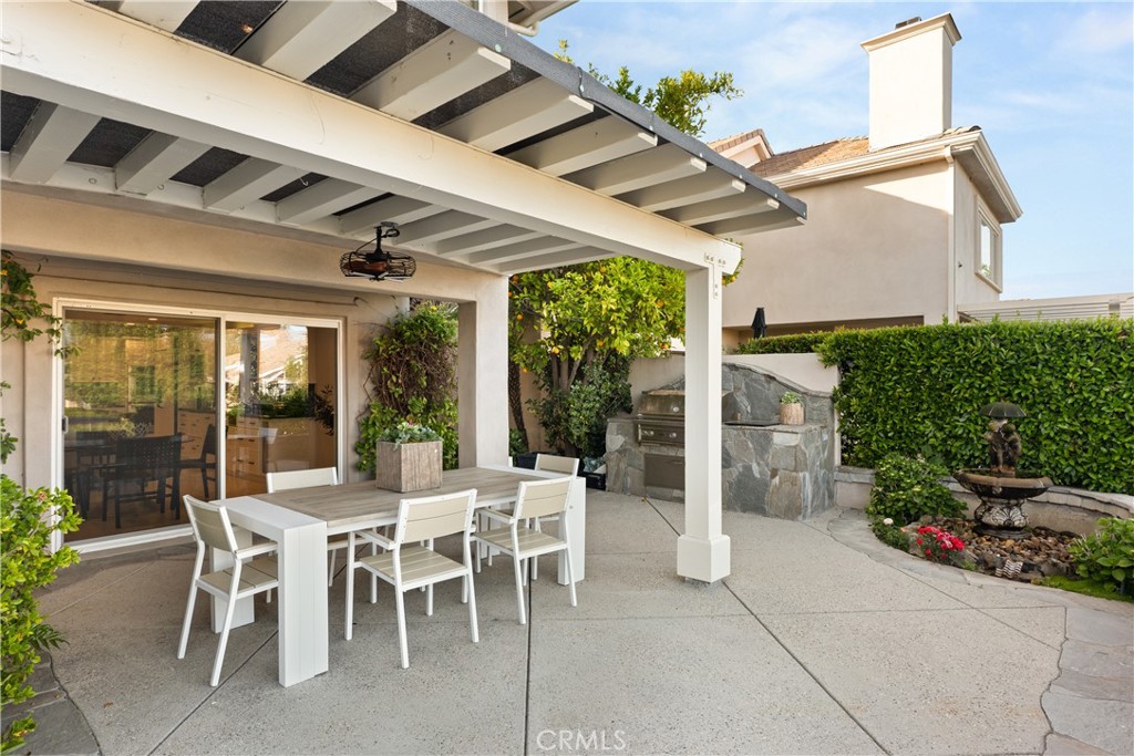 Westlake Island (711) - Residential Lease