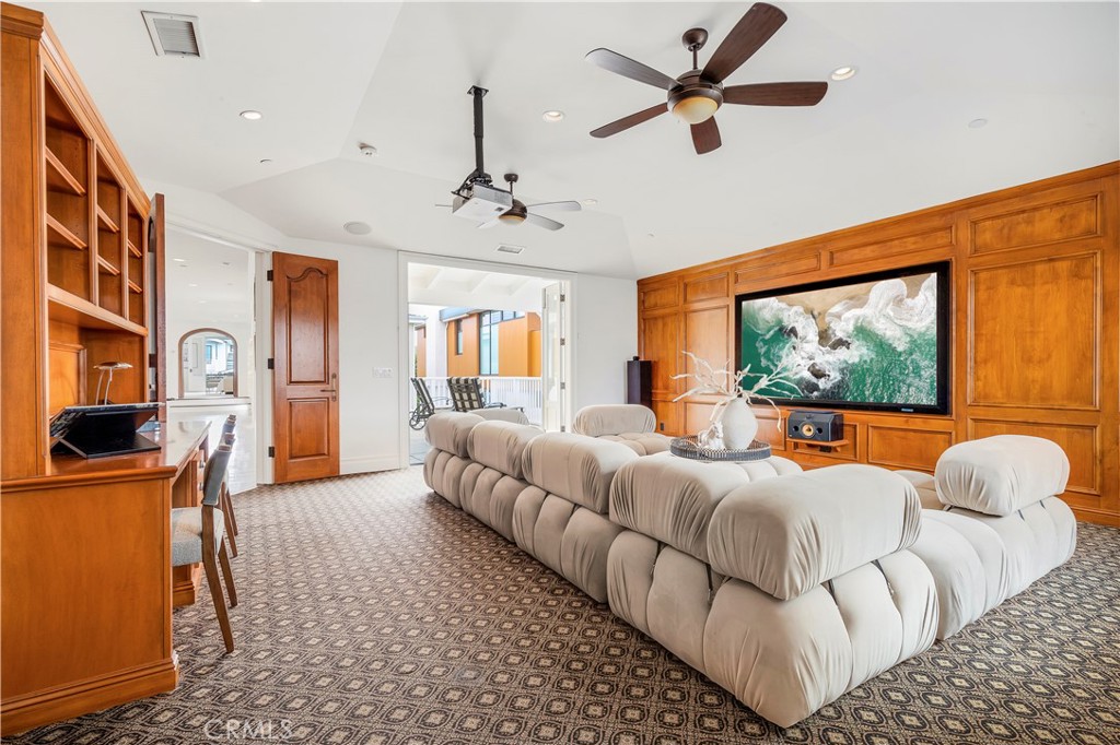 Newport Heights (NEWH) - Residential