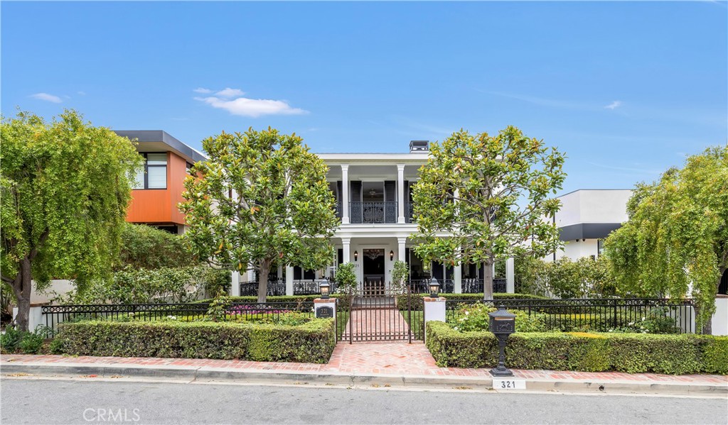 Newport Heights (NEWH) - Residential