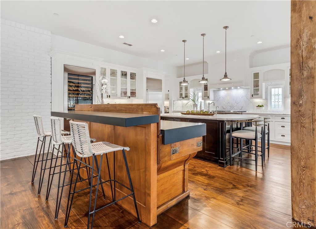 Newport Heights (NEWH) - Residential