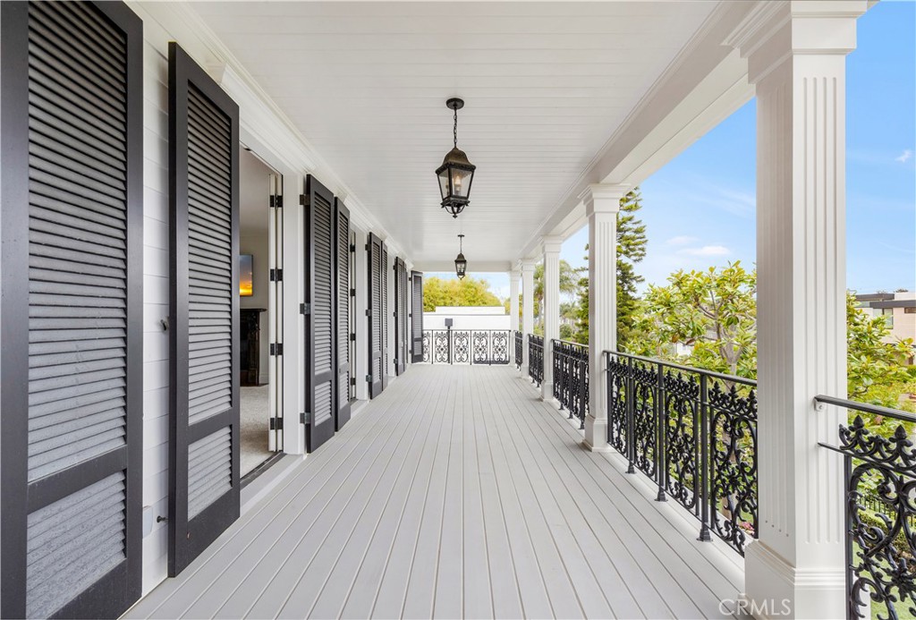 Newport Heights (NEWH) - Residential