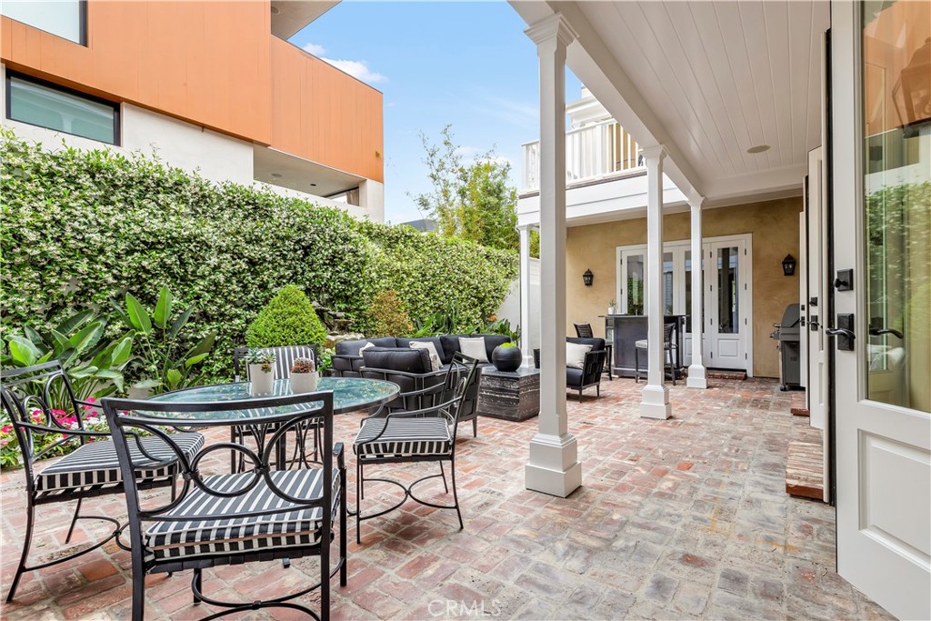 Newport Heights (NEWH) - Residential