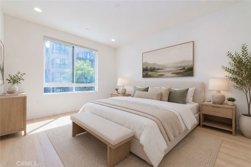 1244 Nolita