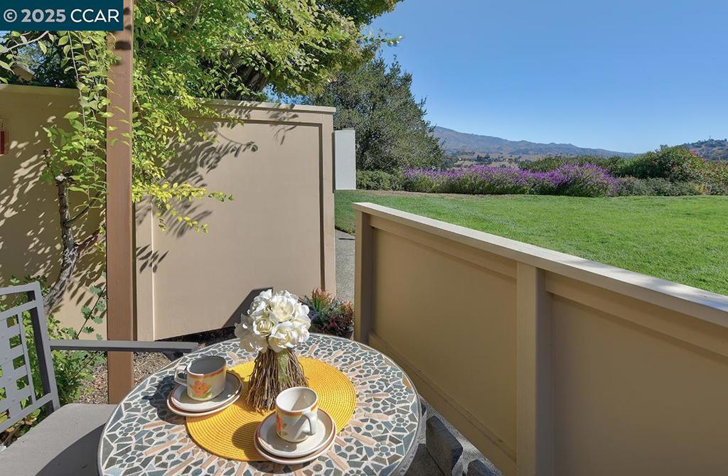 ROSSMOOR - Residential