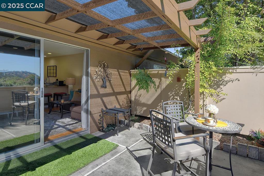 ROSSMOOR - Residential