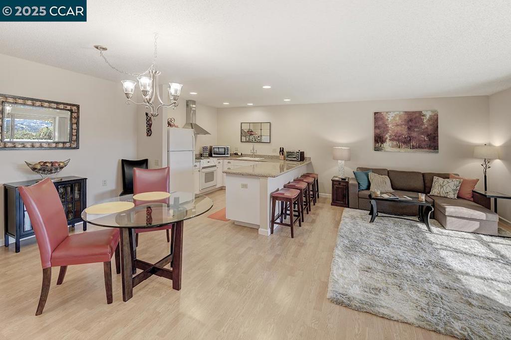 ROSSMOOR - Residential
