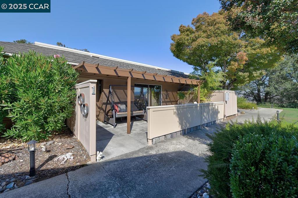 ROSSMOOR - Residential