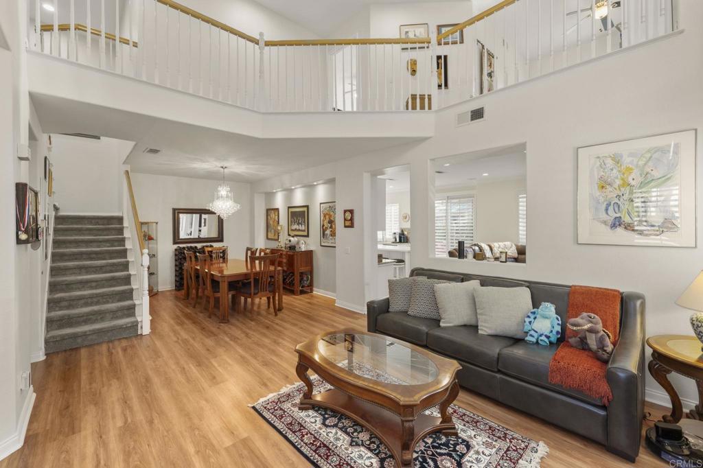 3033 Rancho La Presa