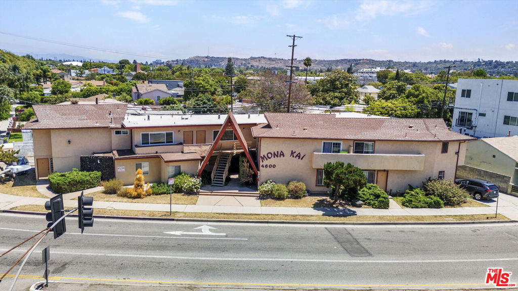Properties 1 4600 Sawtelle Boulevard