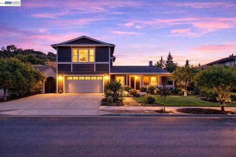 Photo of 77 Barnes Ln Ln, Fremont, CA 94536 (MLS # 41134081)