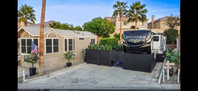 84136 Avenue 44 646