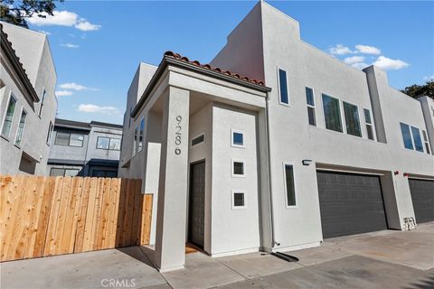 Photo of 9286 El Bordo Ave, Atascadero, CA 93422 (MLS # SC25255655)