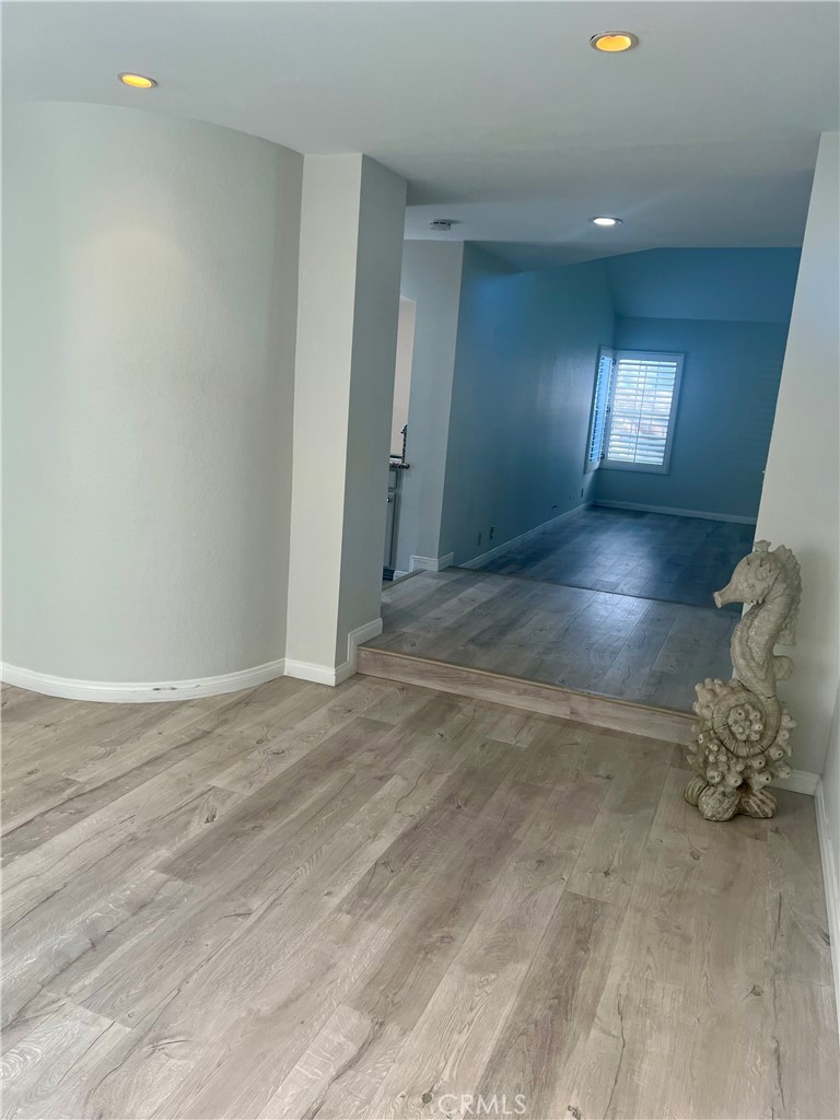 Oak Park (867) - Residential Lease