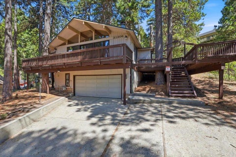 Photo of 31306 Circle View Drive, Running Springs, CA 92382 (MLS # 219150850DA)