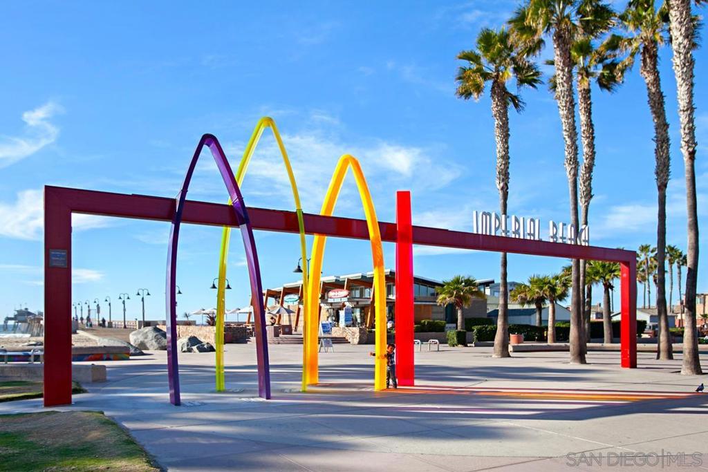 130 Evergreen Ave Unit 3