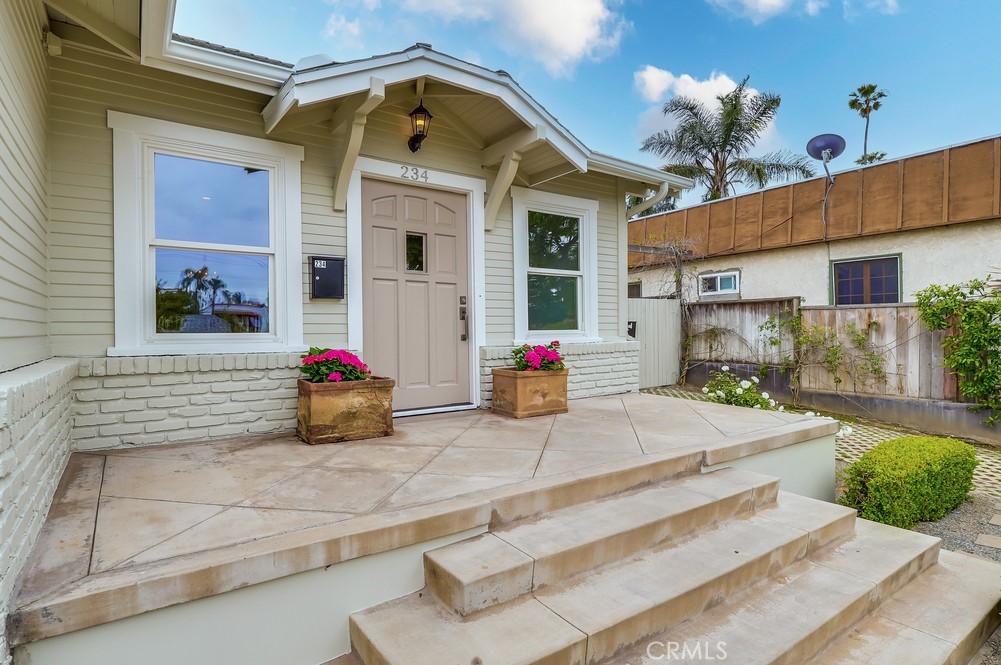 234 Ximeno Avenue