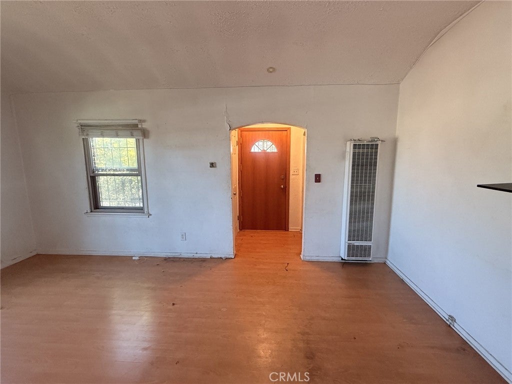 800 W 99th St Street