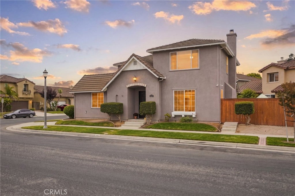 2517 Hinds Place