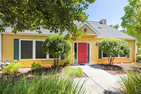 Photo of 35 Heritage Lane #4, Chico, CA 95926 (MLS # SN26169741)