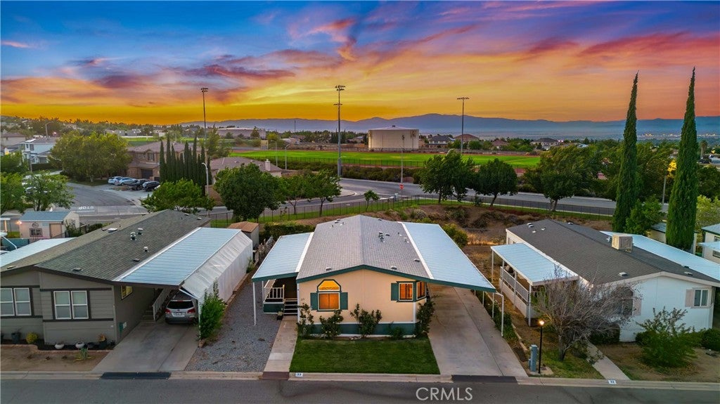 40701 W Rancho Vista Boulevard 33
