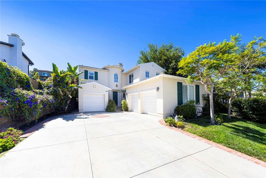Located in the highly sought after Las Veredas neighborhood in Forster Highlands, this stunning 4-bedroom home boasts an optimal layout for both comfort and style. Begin at the inviting front porch, which flows into the living and dining room featuring high ceilings and wood-type flooring, complemented by a family room that opens into a spacious kitchen. 



The family room, enhanced by a warm fireplace and a media niche, makes for a comfortable gathering area. The main floor also includes a bedroom and a full bath for convenience. Upstairs, the primary suite offers a walk-in closet and a master bathroom. Two additional bedrooms, another full bathroom and an office/homework niche and the upstairs laundry room adds practicality to this well-designed home. 



Located near the community clubhouse, pools, Jacuzzis, and a children's play area, this home is perfectly poised for community enjoyment. Surrounded by rolling hills, greenbelts, parks, tennis courts, and hiking trails, and within walking distance to award-winning elementary and junior high schools, this property combines community charm with the beauty of nature. Welcome to your new home in San Clemente!