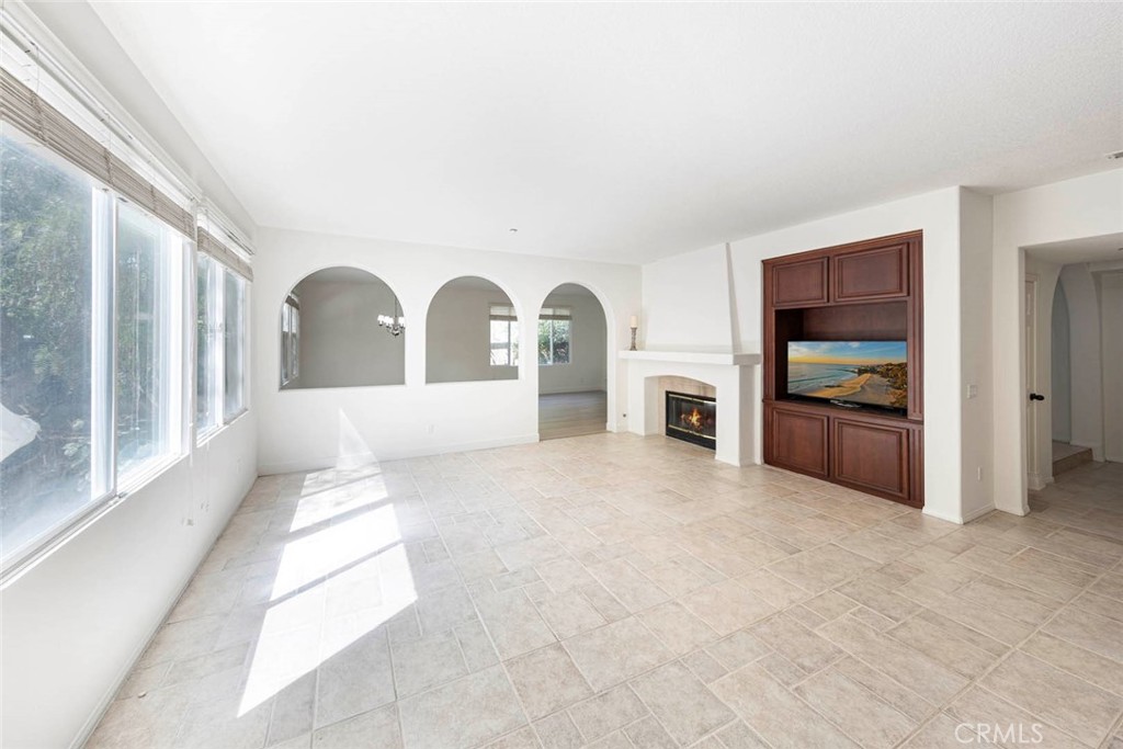 Las Veredas (LASV) - Residential Lease