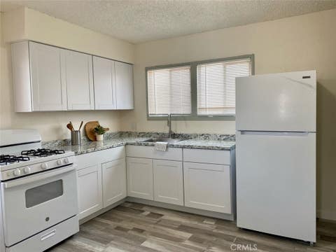 Photo of 118 E Gardena Blvd, Carson, CA 90248 (MLS # SR26150405)