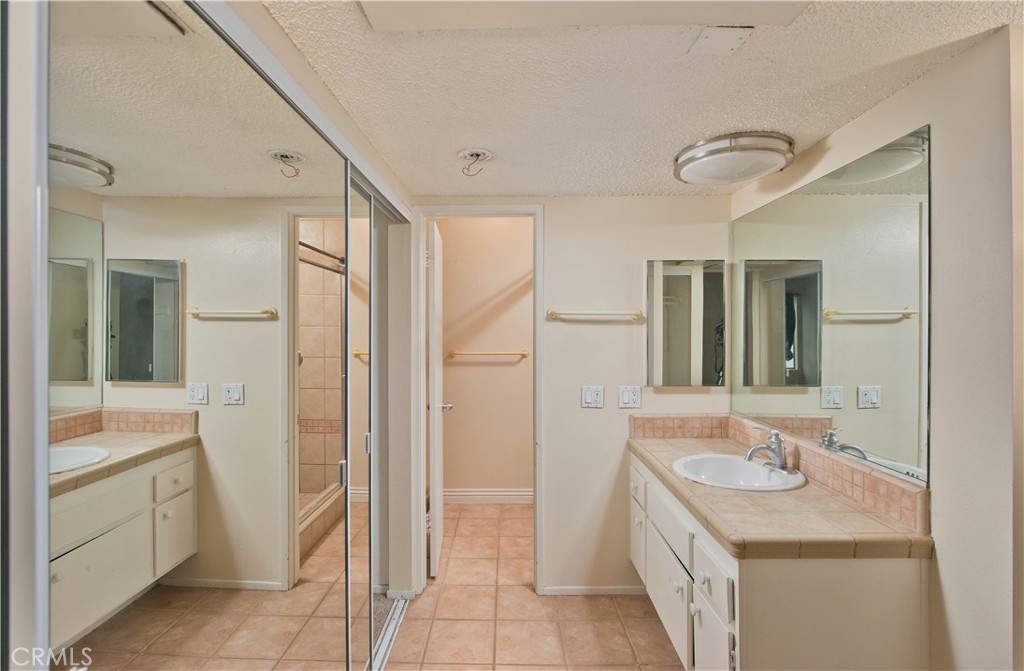 Old Orchard Condos (OORC) - Residential