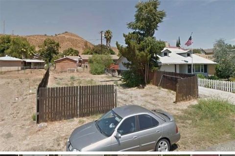 Photo of 759 Lake, Lake Elsinore, CA 92530 (MLS # SR26087998)