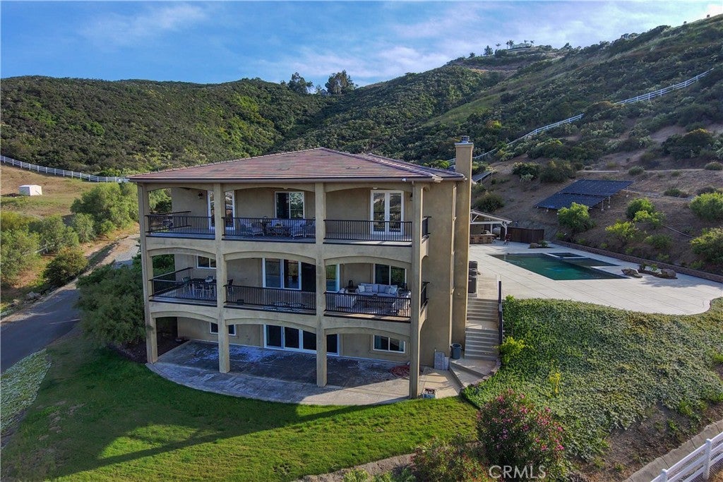 26045 Lucille Circle