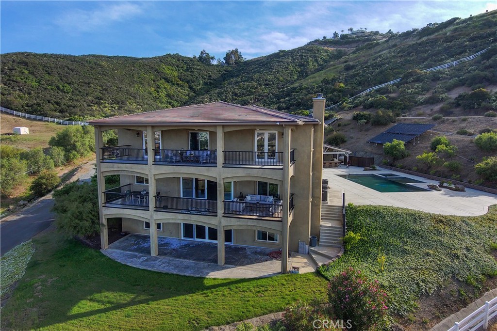 26045 Lucille Circle