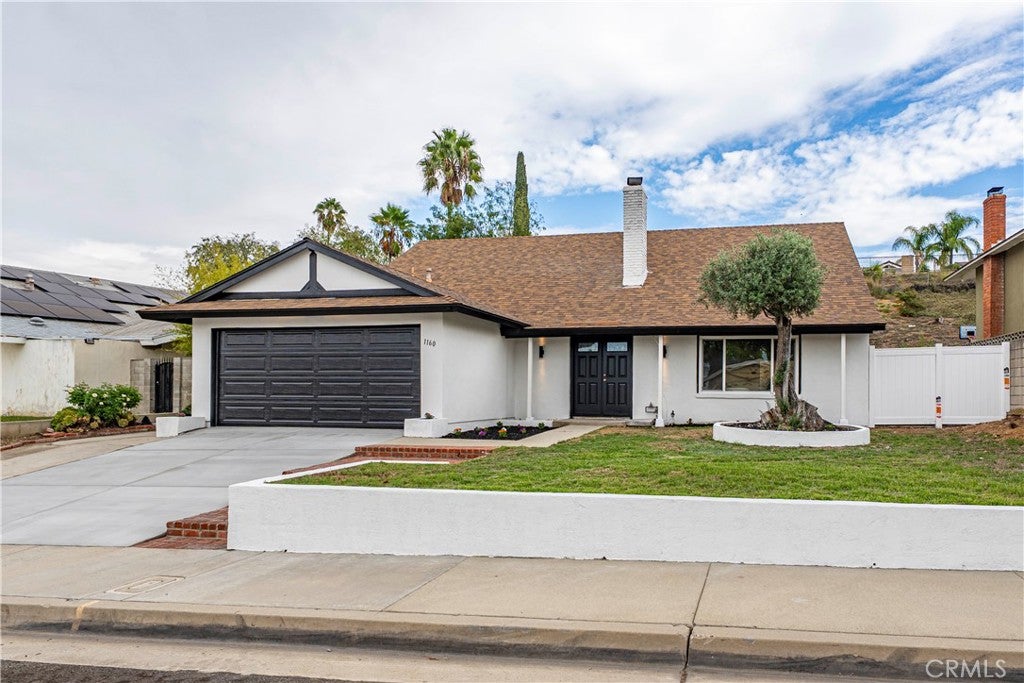 1160 N Del Sol