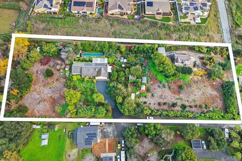 2360 2362 Lone Oak Lane Vista CA 92084