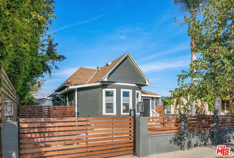 Photo of 5623 Homeside Avenue, Los Angeles, CA 90016 (MLS # 26660305)