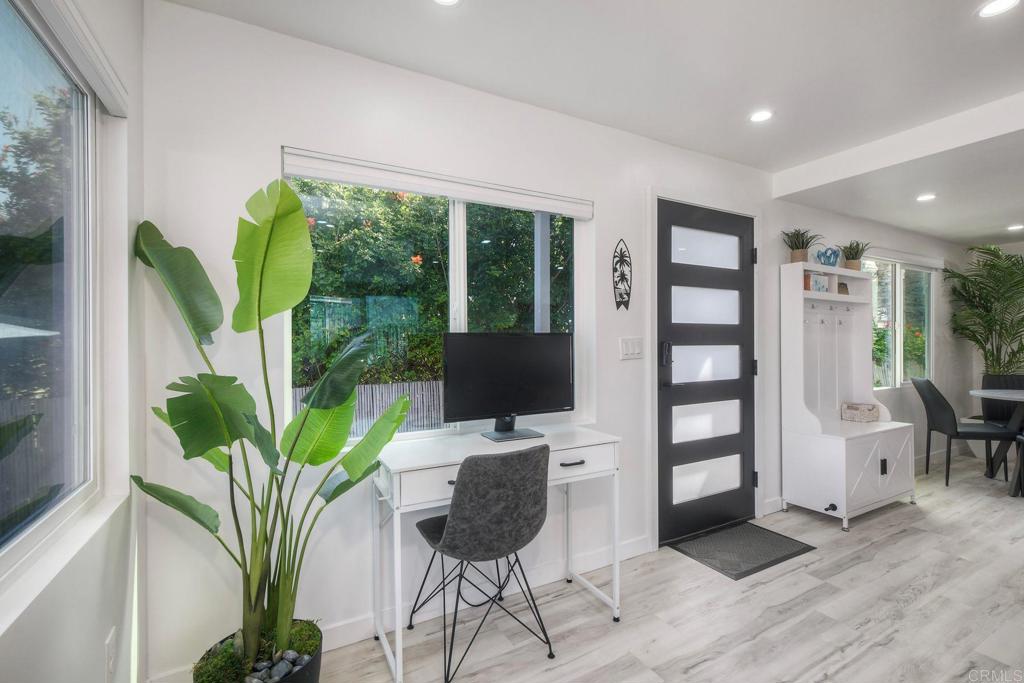 170 Diana Street 34