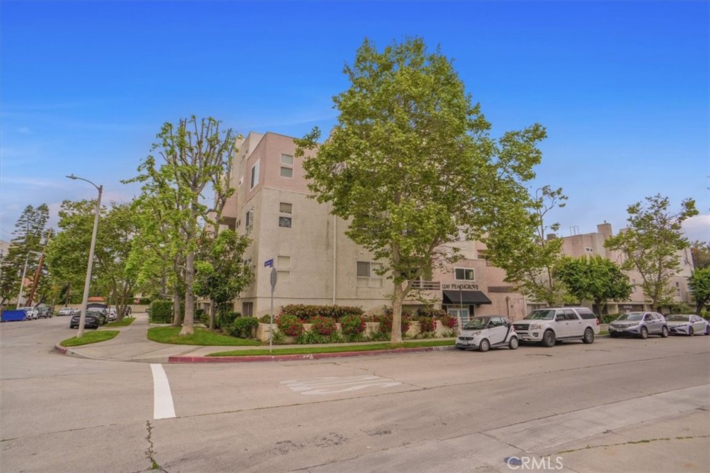 Step into this beautifully maintained and cheerful condo featuring two generously sized bedrooms, two full bathrooms, and a delightful private balcony that overlooks a charming, tree-lined street, perfect for morning coffee or winding down at sunset!
Inside, you’ll find stylish wood laminate flooring throughout, an in-unit washer and dryer, and a sunny open-concept layout that creates a fresh and airy feel throughout the space.
As part of the HOA, enjoy popular entertainment perks including basic cable TV, HBO Max Basic, Disney+ Basic, and Paramount+ Essential.
This secure and well-appointed building offers gated entry and a community pool. Ideally located near Toluca Lake, you’re just minutes from shopping centers, trendy restaurants, major studios, iconic theaters, and the Metro station. Plus, with easy access to the 134, 170, and 101 freeways, commuting is a breeze!
All information deemed reliable but not guaranteed.