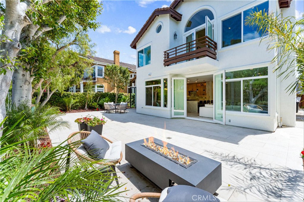 15 Glastonbury Place