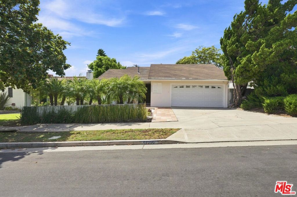 10335 Orton Avenue
