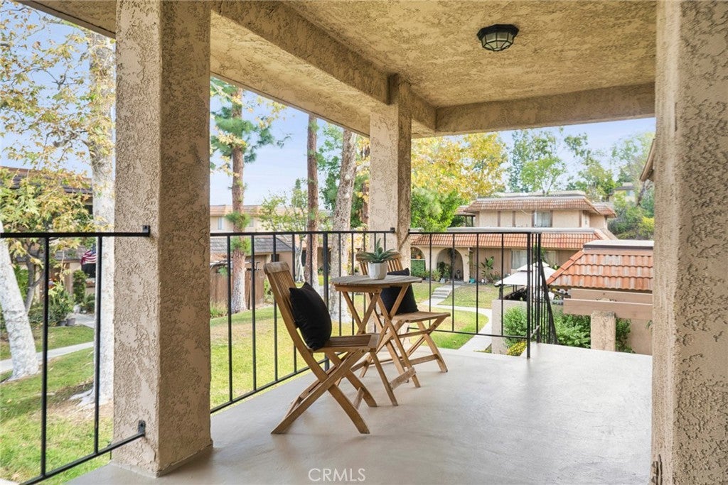 1064 Las Lomas Drive D