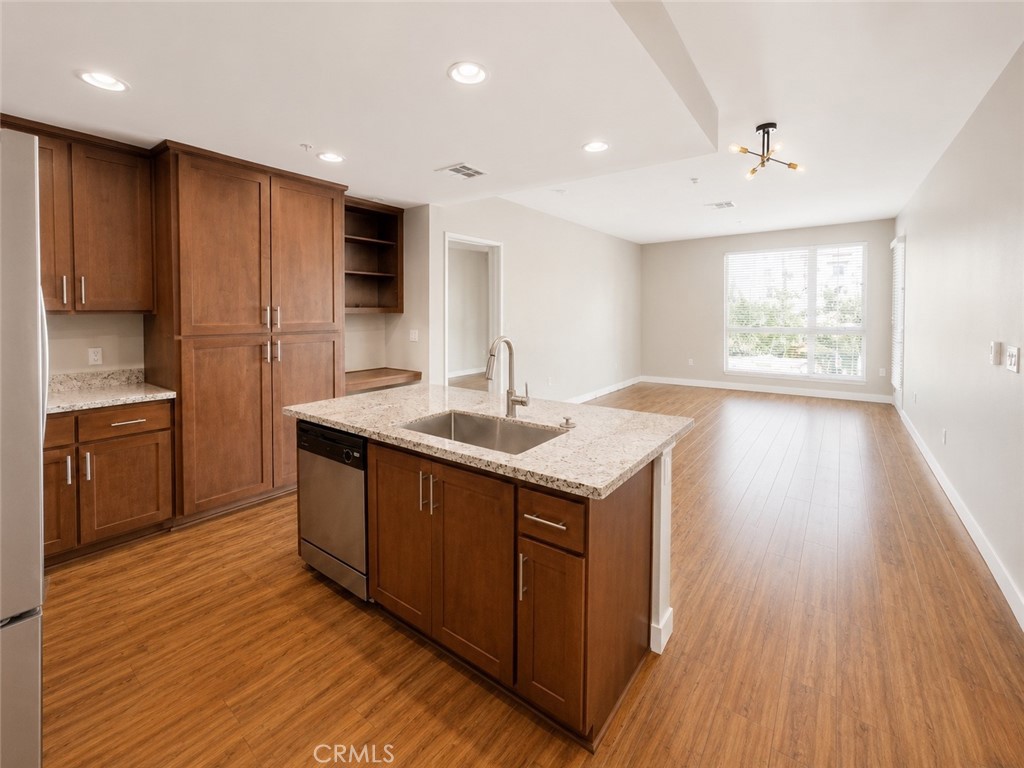 21301 Erwin Street 322