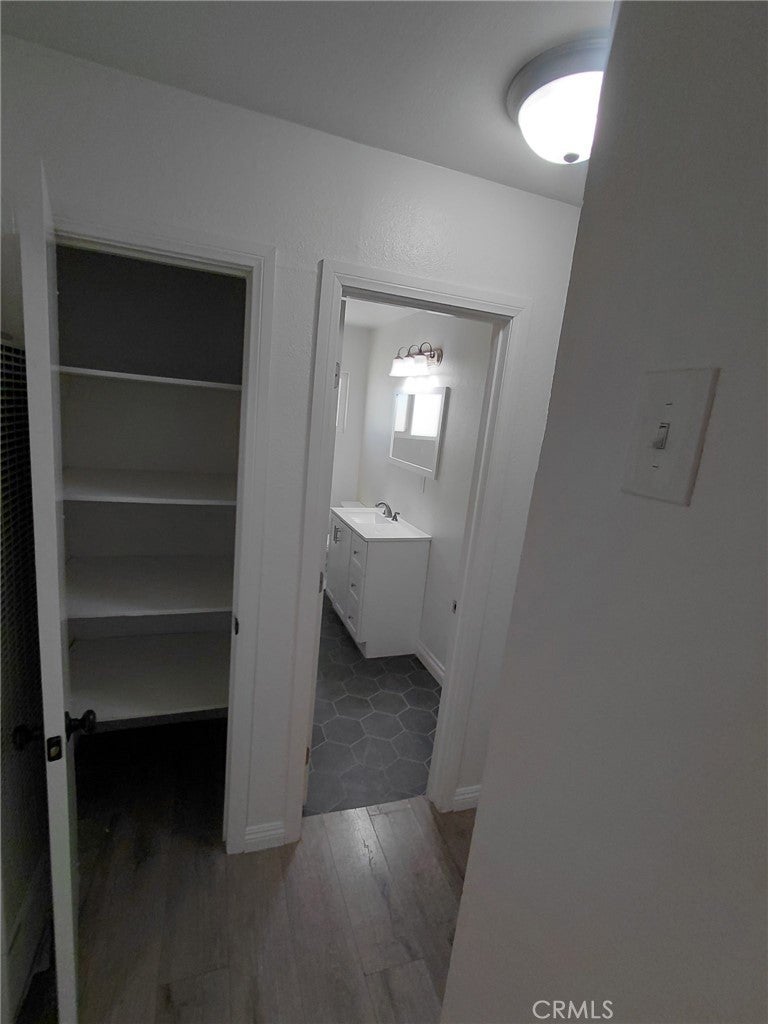 1211 E Avenue R3
