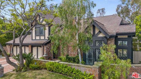 3192 Toppington Drive Beverly Hills CA 90210