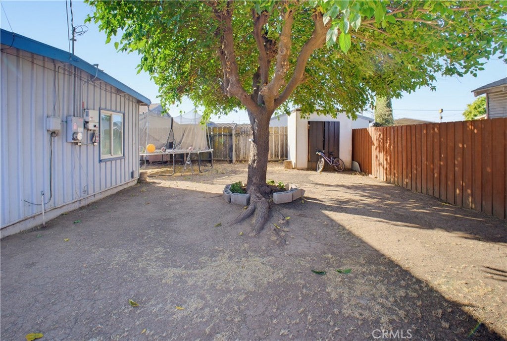 1653 Almond Ave