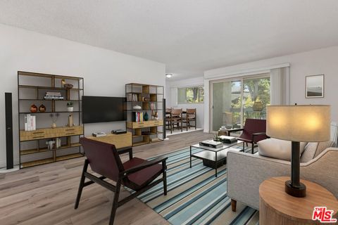 23677 Park Capri 18 Calabasas CA 91302
