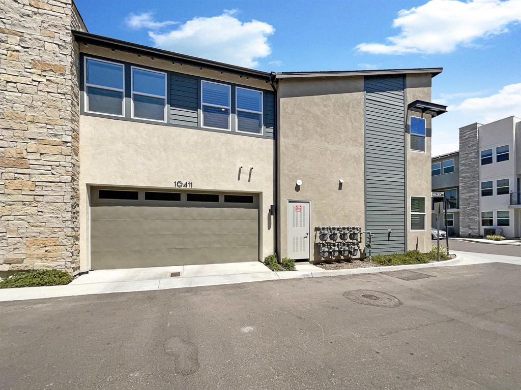10411 Walden Way