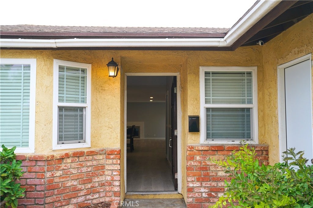 140 S Topanga